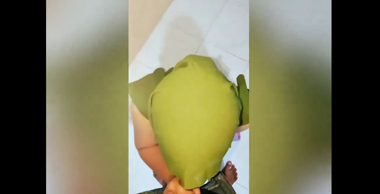 Kokopan Gadis Hijab Terhadap Burung Abang Yang Panjang Bikin Puas Abang
